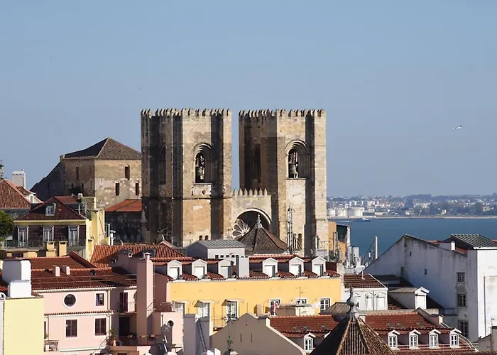 Alfama Balcony River View By Lovelystay 아파트