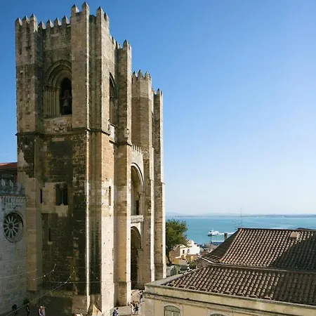 Alfama Balcony River View By Lovelystay Apartment *