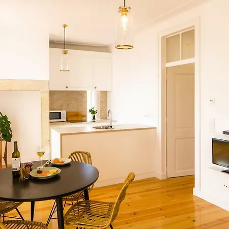 Alfama Balcony River View By Lovelystay Apartamento